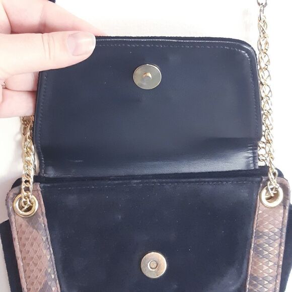 Canada Vintage Suede and Snakeskin Leather And Chain Crossbody Bag - Picture 9 of 15